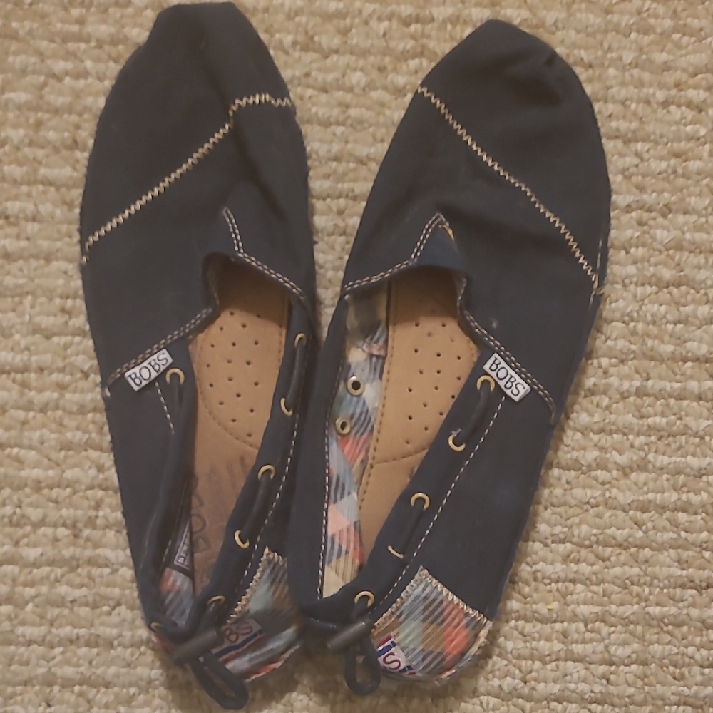 Skechers Women's Navy and Multicolor Flats